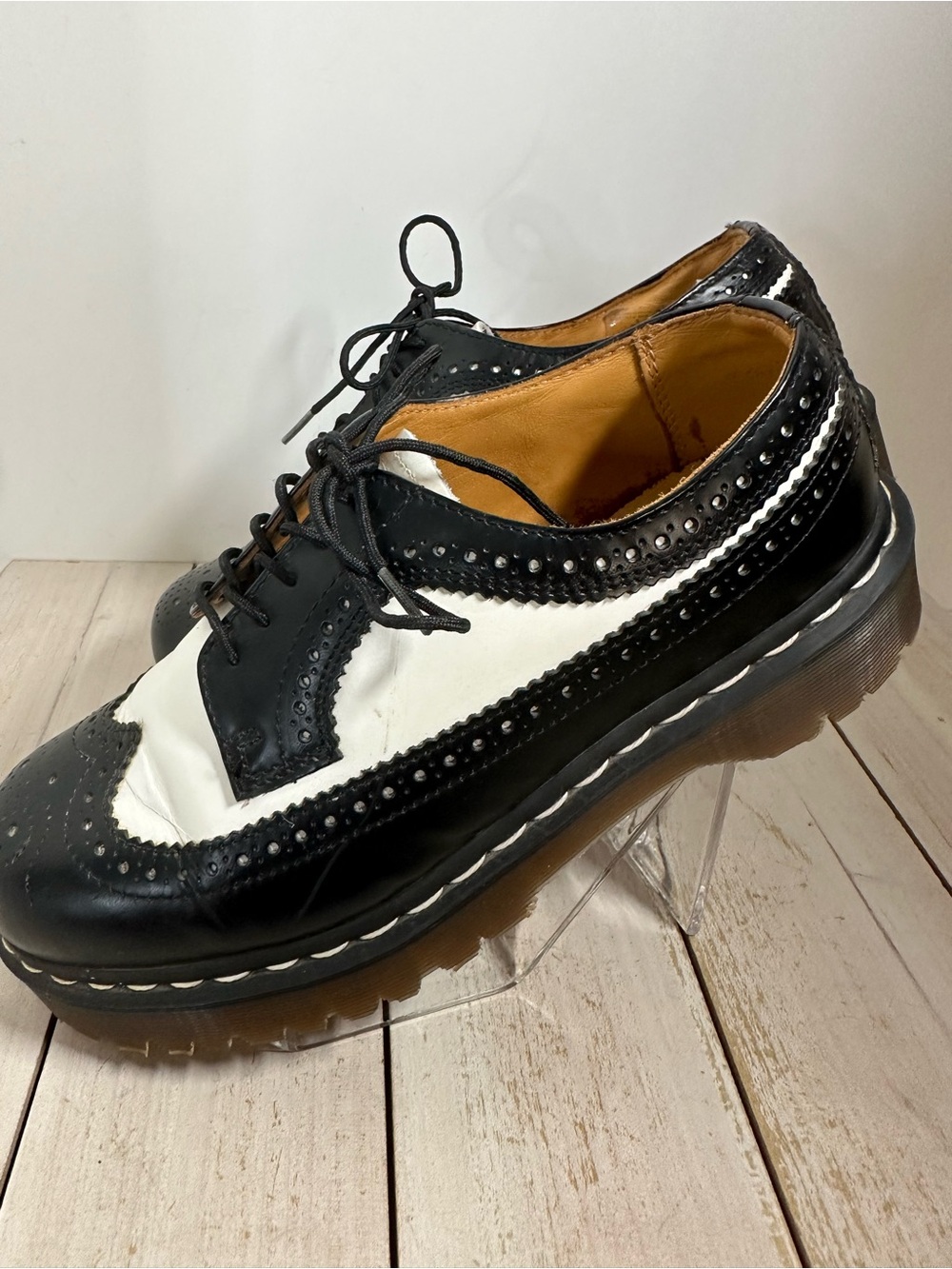 VTG 3989/34 Dr. Martens Brogue wingtip Black and white smooth Leather Oxford - Picture 2 of 12